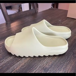 Adidas YEEZY SLIDE